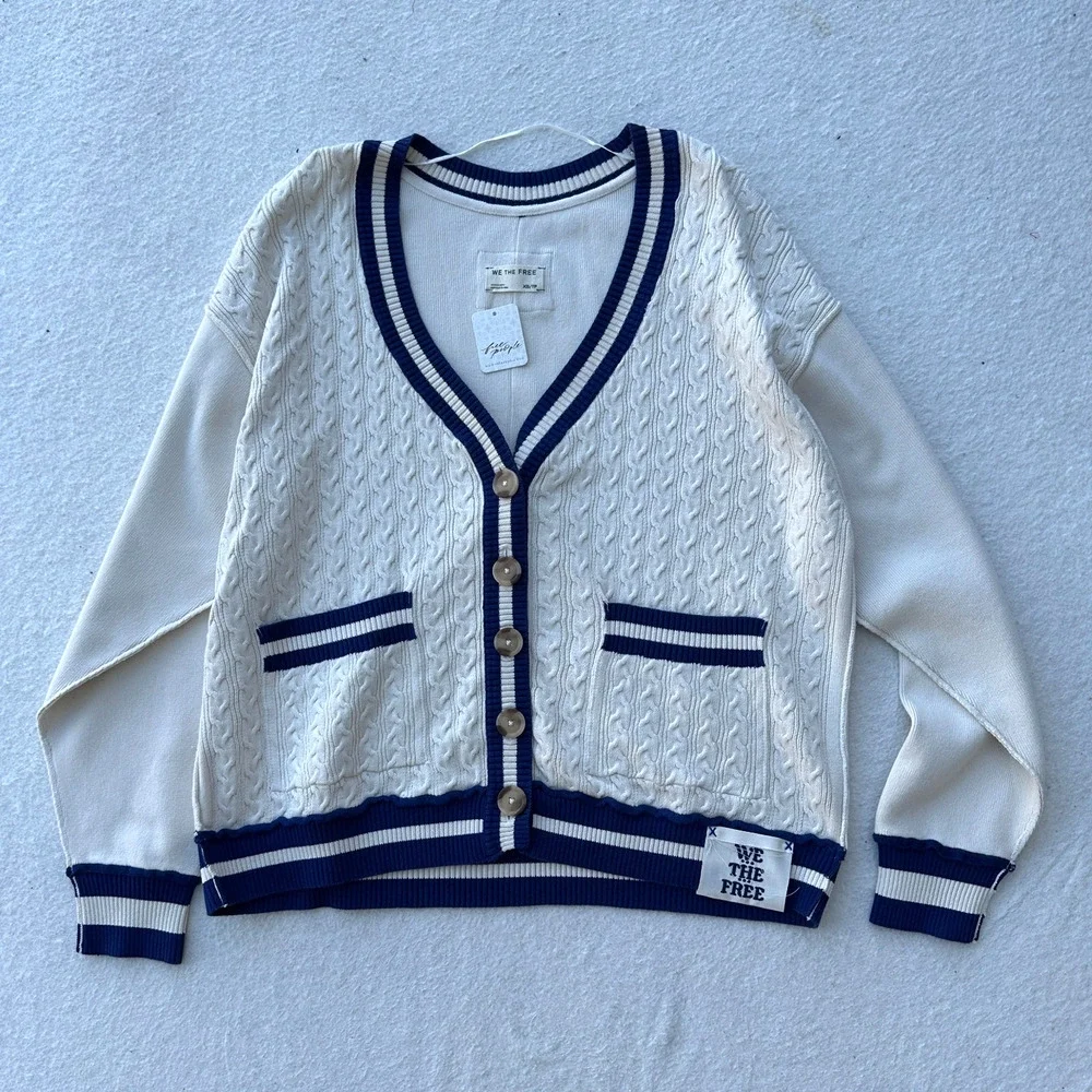 Free People We The Free Varsity Cardigan Women's XS Ecru Blue Slouchy Cable Knit - Picture 1 of 9